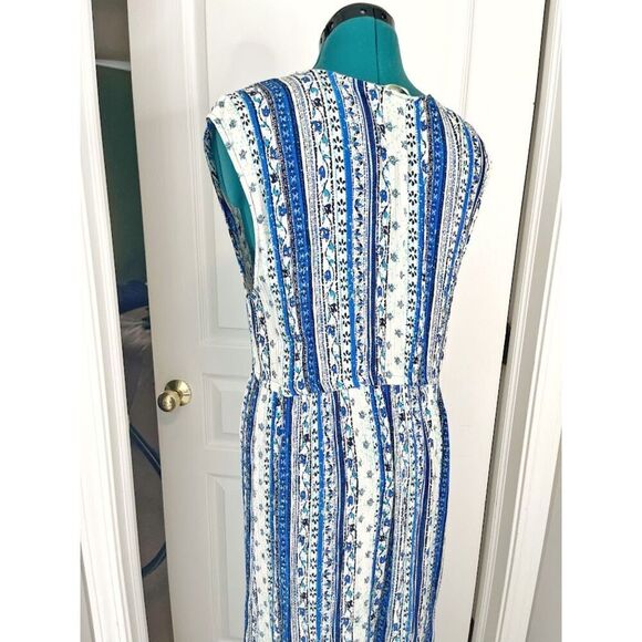 Forever 21 Plus Size Floral V Neck Sleeveless Drawstring Center Slit Dress - Picture 11 of 14